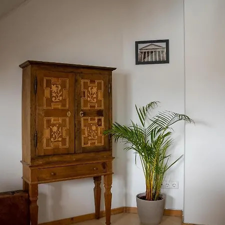 Grosse Ferienoase Mit Burgbergblick Apartment
