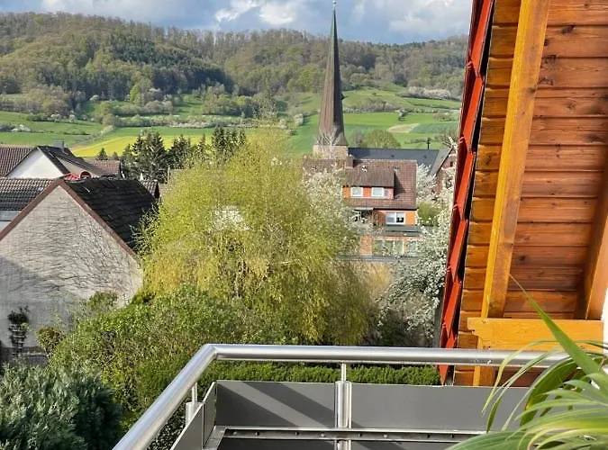 Grosse Ferienoase Mit Burgbergblick